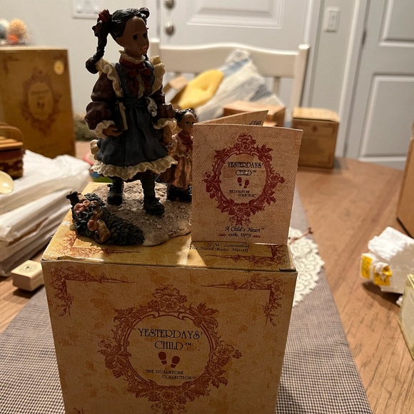 Boyds Yesterday's Child Natalie with Joy…Sunday School - Picture 12 of 15